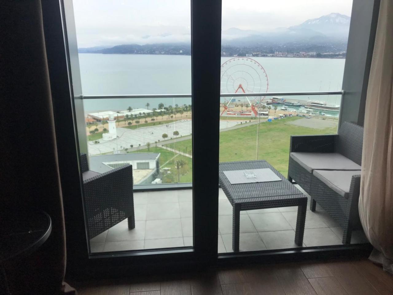 Premium Apartment In Porta Batumi Tower 外观 照片